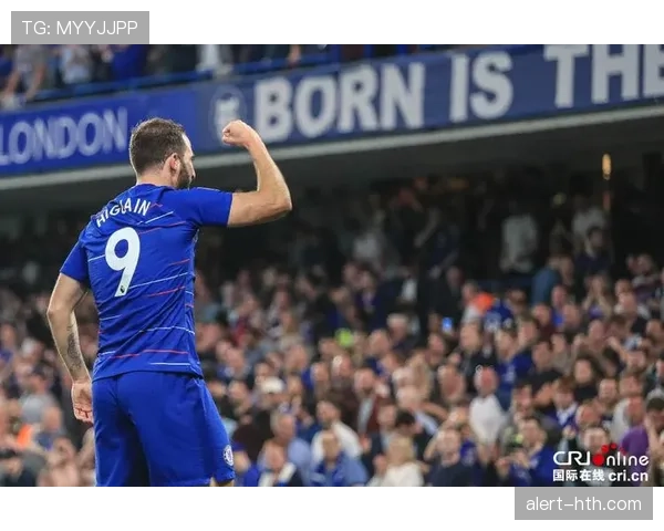 坎特关键战惊艳发挥引发球迷热烈讨论